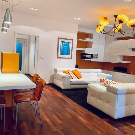 Luxury Apartment In The Center Of Πράγα Εξωτερικό φωτογραφία