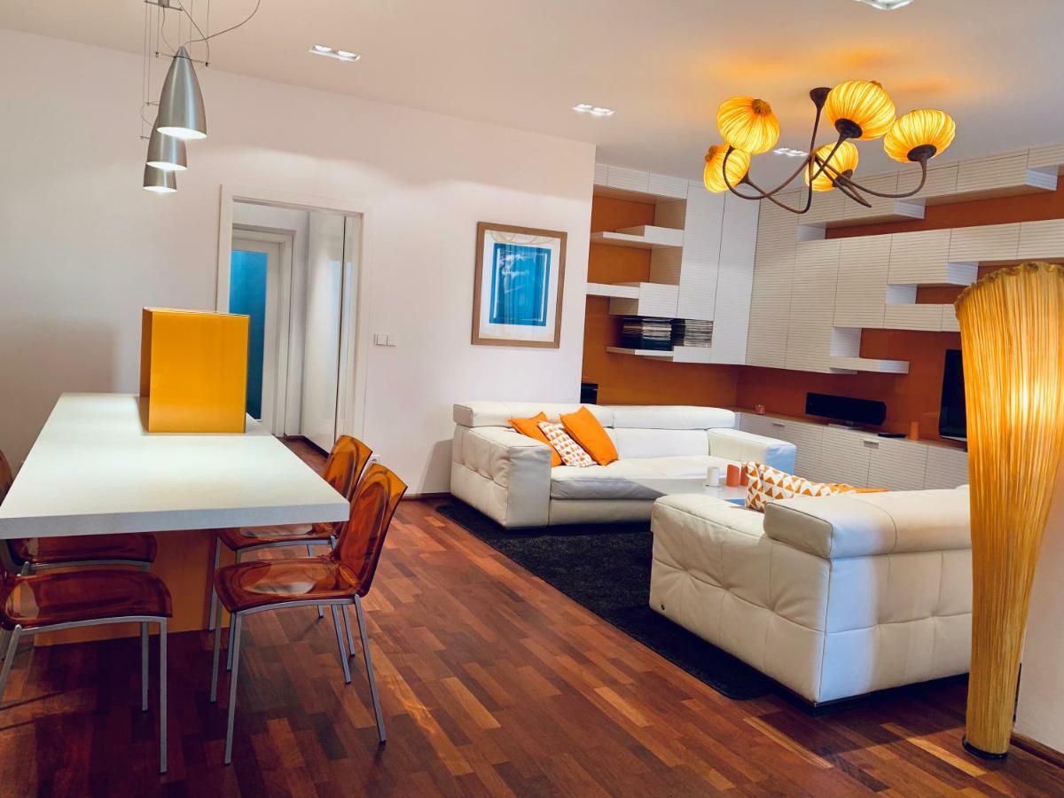 Luxury Apartment In The Center Of Πράγα Εξωτερικό φωτογραφία