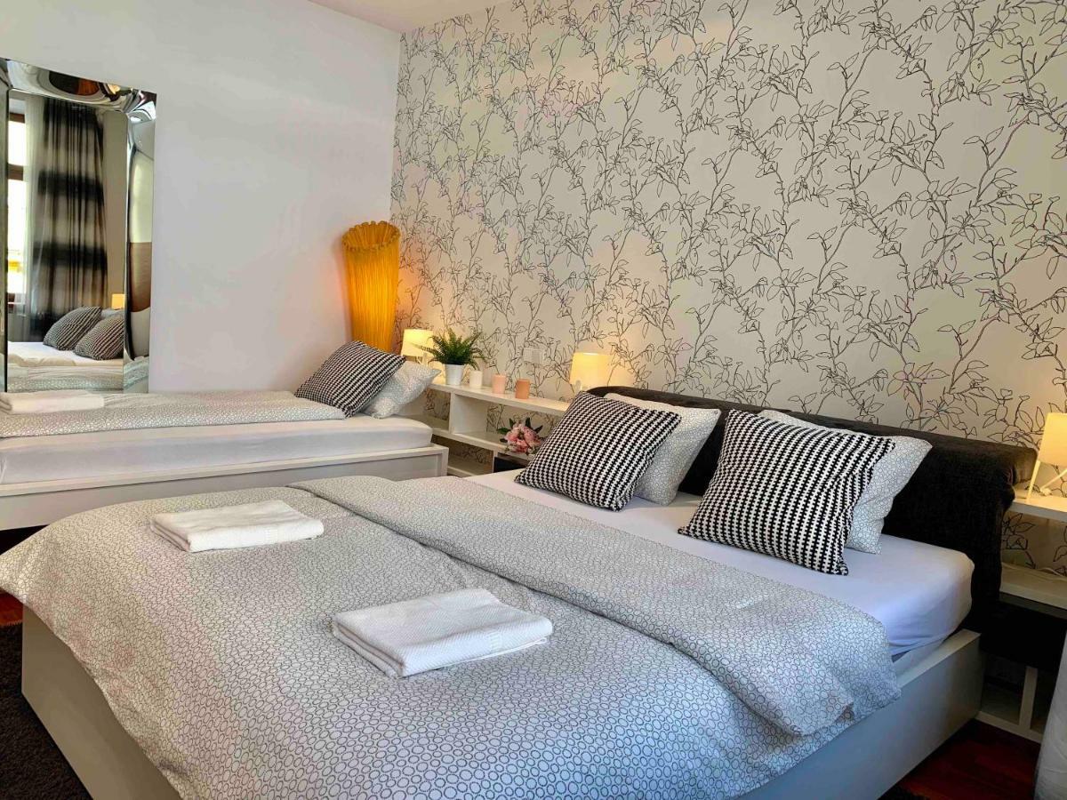Luxury Apartment In The Center Of Πράγα Εξωτερικό φωτογραφία