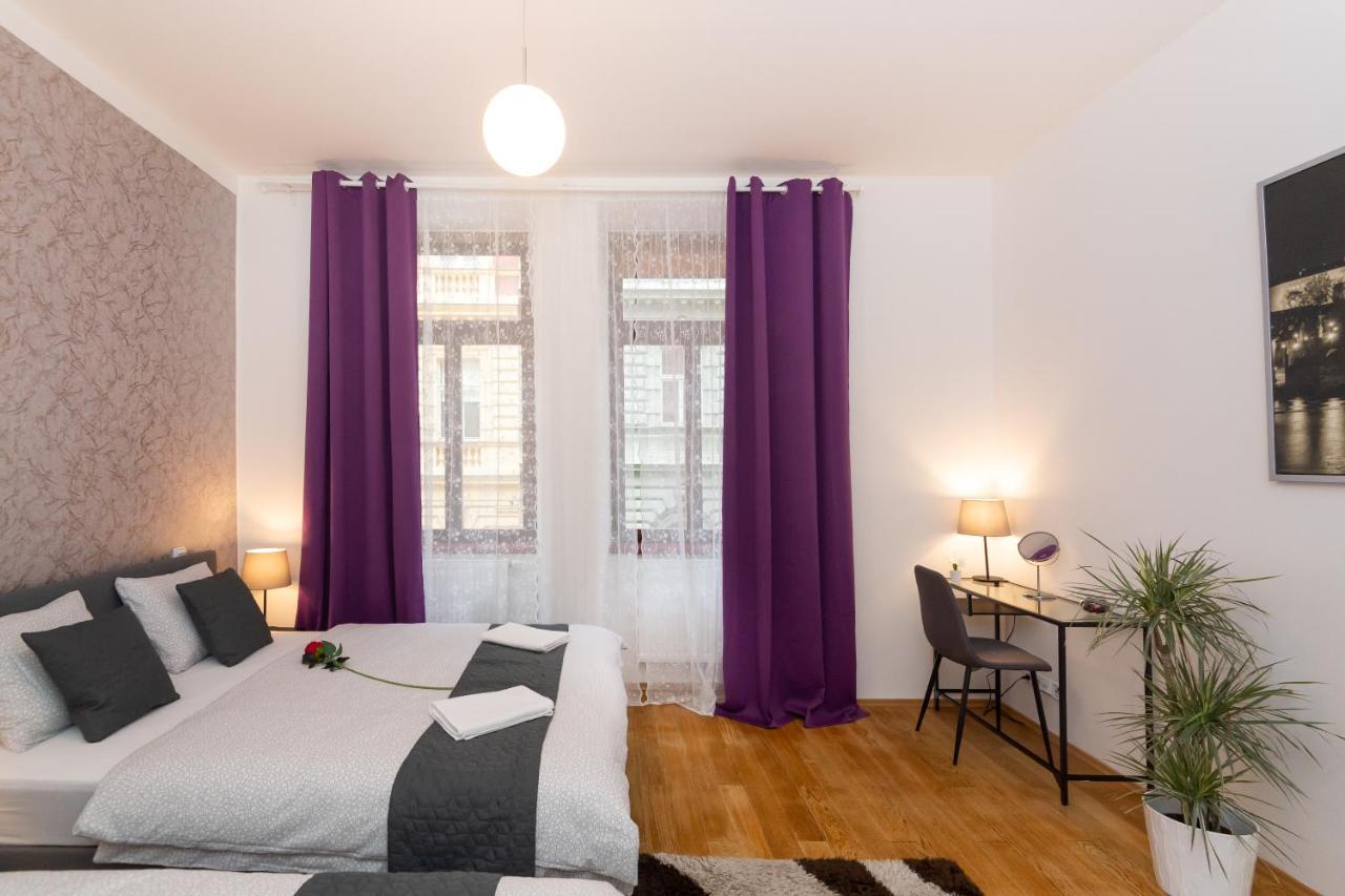 Luxury Apartment In The Center Of Πράγα Εξωτερικό φωτογραφία