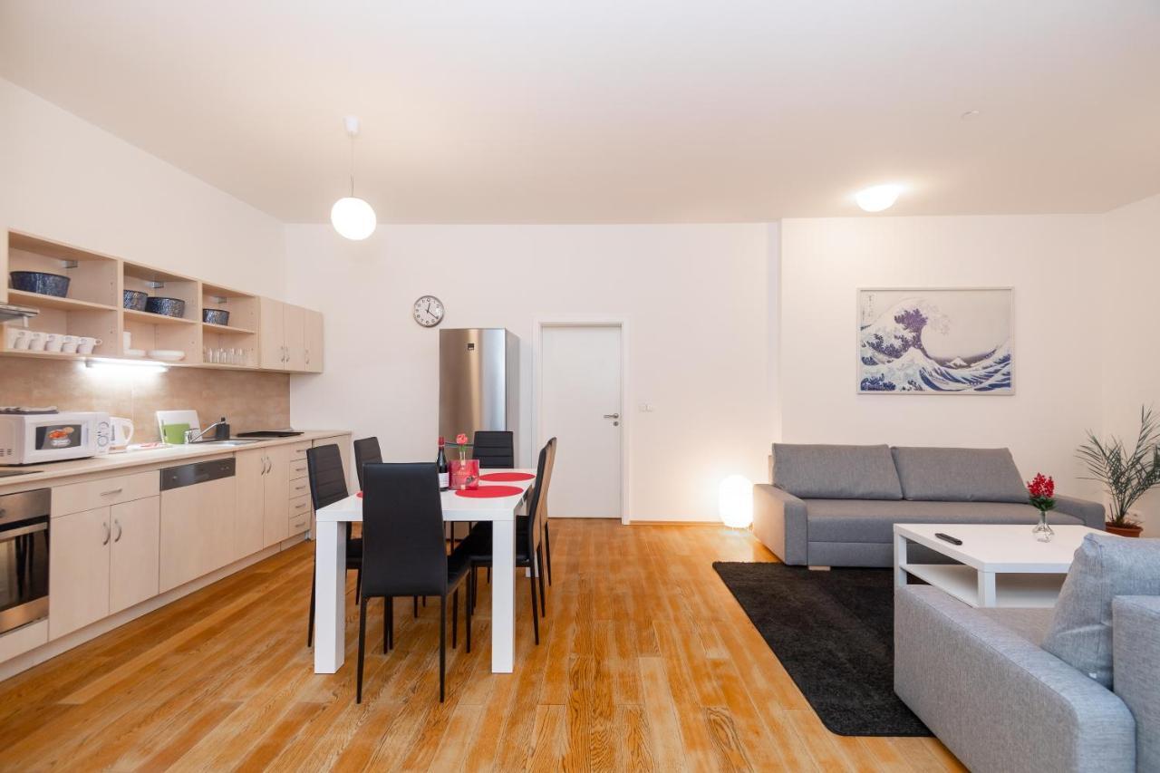 Luxury Apartment In The Center Of Πράγα Εξωτερικό φωτογραφία
